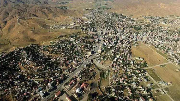 <p>Hakkari- 16 bin 743 kişi</p>