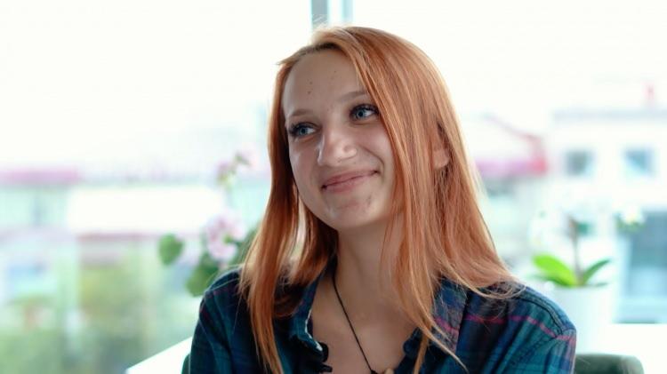 <p>Rus genç kızın hayat kalitesini düşüren 60 derecelik skolyoz hastalığı, sadece Türkiye'de uygulanan robotik skolyoz cerrahisiyle son buldu.</p>

<p> </p>
