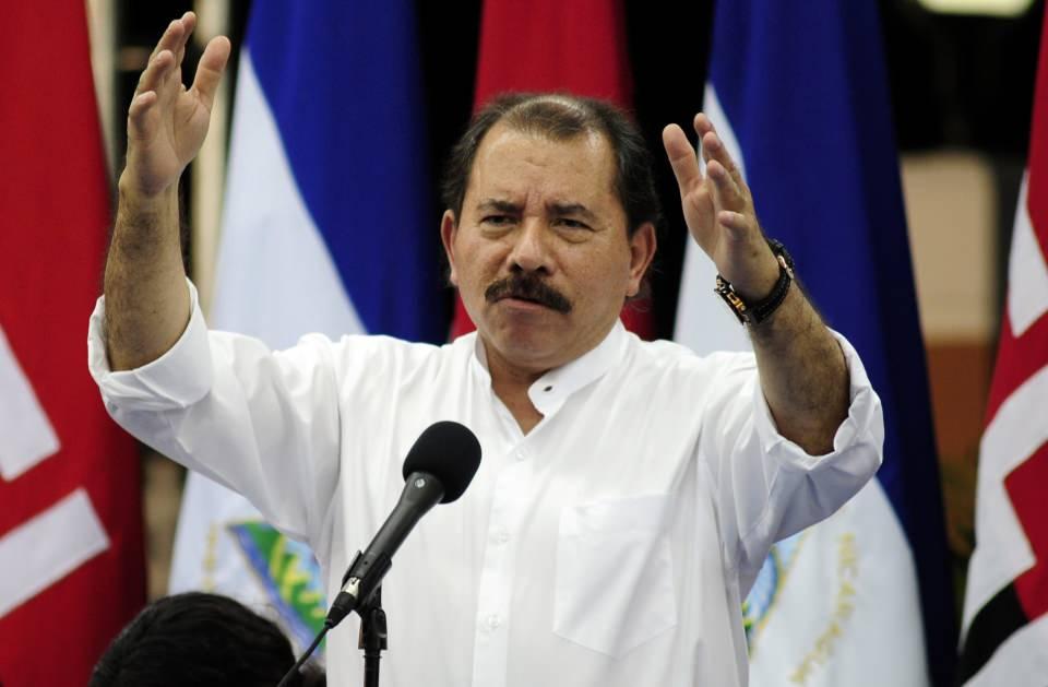 <p>Nikaragua<br />
<br />
Daniel Ortega<br />
<br />
Göreve başlama tarihi: 2007<br />
<br />
İktidar süresi: 15 yıl</p>
