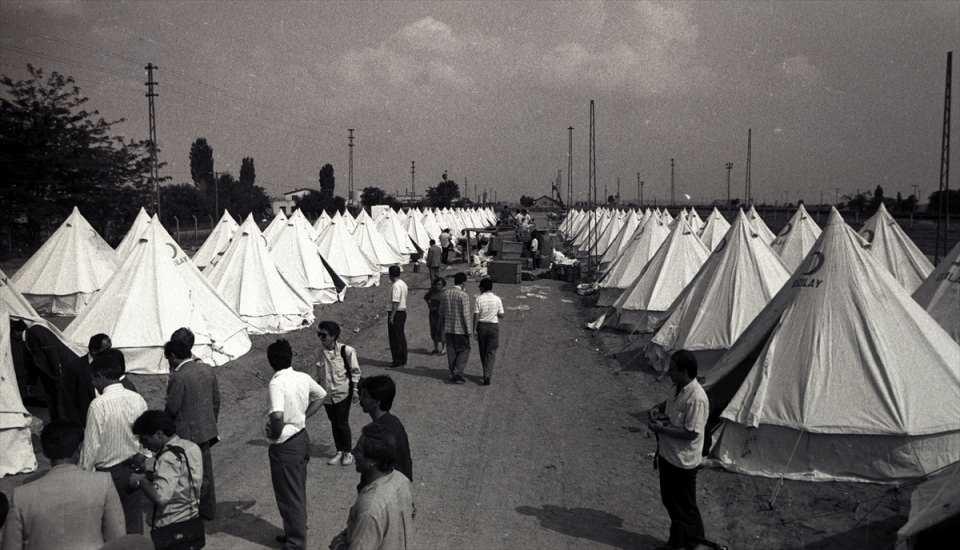 <p>AA muhabirinin, 29 Ekim-4 Kasım arasında kutlanan Kızılay Haftası dolayısıyla derlediği bilgilere göre, bu yıl ülke genelinde çocuk ve gençleri merkeze alan etkinlikler düzenlenecek.</p>
<p> </p>