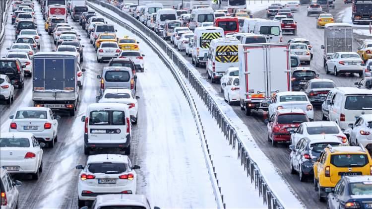 <p>Karayolu Trafik Güvenliği Stratejisi Eşgüdüm Kurulu, Karayolu Trafik Güvenliği Stratejisi İzleme ve Yürütme Kurulu ile İhtisas Gruplarının toplantılarının periyodik olarak yapılmasına devam edilecek.</p>

<p> </p>
