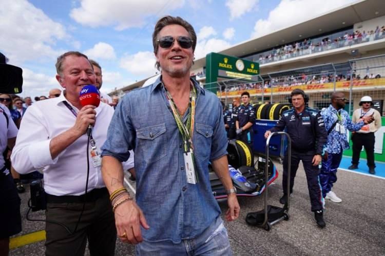 <p><span style="color:#000000"><strong>Başrolde yer alacağı bir F1 filmine hazırlanan dünyaca ünlü film yıldızı Brad Pitt, hafta sonu boyunca Formula 1 ABD Grand Prix’i takip etti. Pitt, ünlü Formula 1 muhabirine karşı umursamaz tavrı nedeniyle F1 hayranlarının tepkisini çekti ve sosyal medyada gündem oldu.</strong></span></p>
