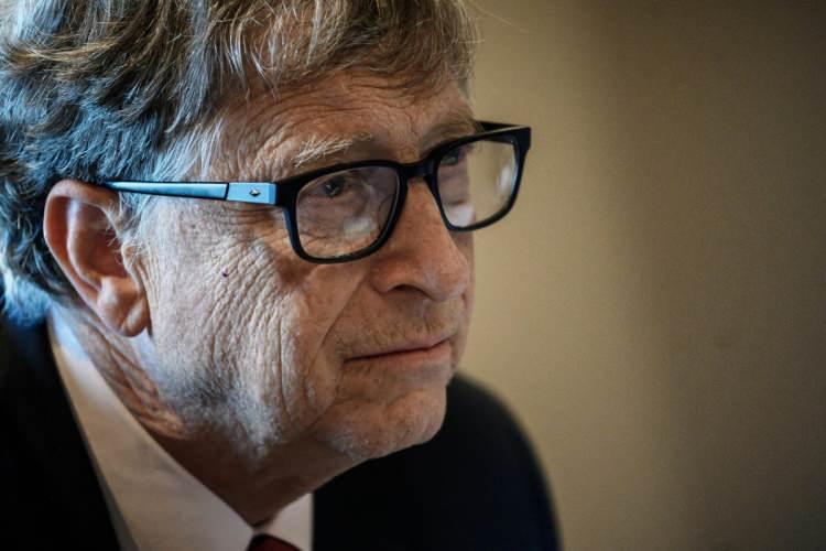 <p>Microsoft'un kurucusu Bill Gates, bu yıl 27.3 milyar dolar kaybetti. Şu anda ise dünyanın en zengin beşinci insanı.</p>
