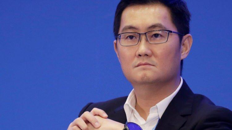 <p>Asya'nın en büyük teknoloji şirketlerinden ve dünyanın en büyük yatırım, oyun ve eğlence holdinglerinden Tencent'in kurucusu Ma Huateng, bu yıl servetinin 23 milyar dolarını kaybetti. Şu anda dünyanın en zengin 49'inci kişisi.</p>
