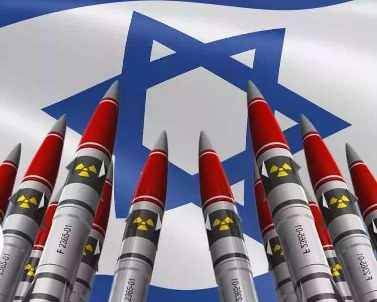 <p>80 nükleer bomba</p>