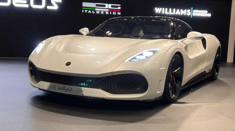 <p><strong>Deus Vayanne</strong></p>
<p> </p>
<p>Deus Automobiles'in 2 bin 200 beygirlik yeni modeli New York Otomobil Fuarı'nda ortaya çıkmıştı. </p>
<p> </p>