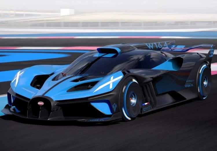 <p><strong>Bugatti Bolide</strong></p>
<p> </p>
<p>Chiron gövdesi üzerine inşa eidlen Bolide, sadece 40 adet üretildi. 1.824 beygir güce sahip otomobil 4.7 milyon dolara satıldı.</p>