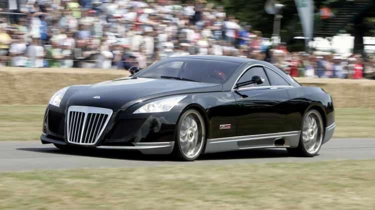 <p> Mercedes-Maybach Exelero'nun 8 milyon dolarlık bir maliyeti var.</p>