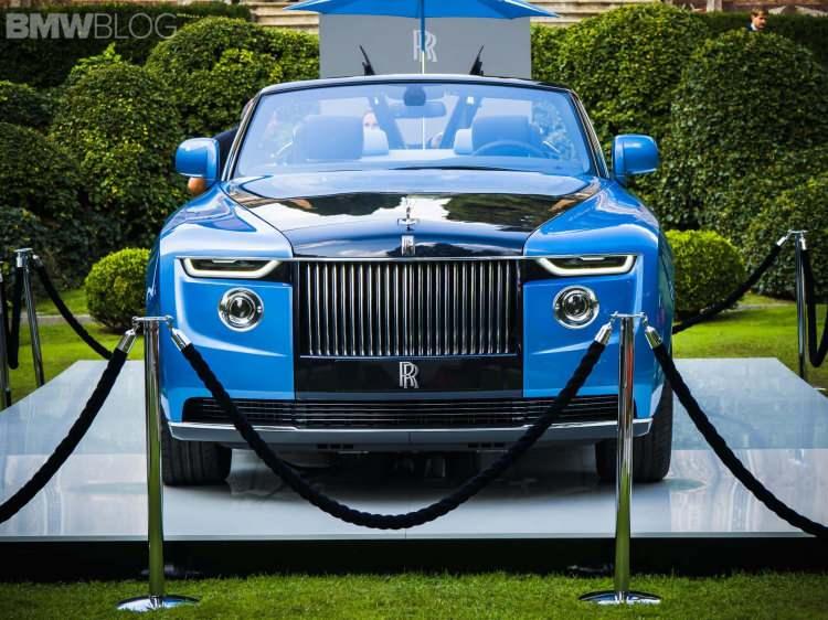<p><strong>Rolls-Royce Boat Tail</strong></p>
<p> </p>
<p>İngiliz lüks araç üretici Rolls-Royce'un özel yapım yeni modeli Boat Tail 28 milyon dolar (521 milyon TL) fiyatla 'Dünyanın en pahalı otomobili' durumunda. </p>