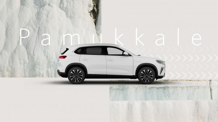<p>Pamukkale travertenlerinin göz kamaştıran beyazlığını, C-SUV’un dış renklerinde buluşturduk…</p>
