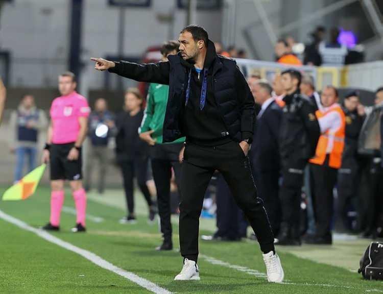 <p><strong>"ÜLKE ADINA ÇOK ÖNEMLİ"</strong></p>
<p>HASAN ÖZER: Ülke adına çok önemli bir şey. Emeği geçen herkese çok teşekkür ederim. Şartlar doğrultusunda tabii ki de almak isterim. Ülkemize hayırlı uğurlu olsun.</p>