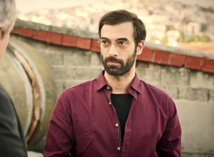 <p><span style="color:#000080"><strong>İlker Kaleli - VAN</strong></span></p>
