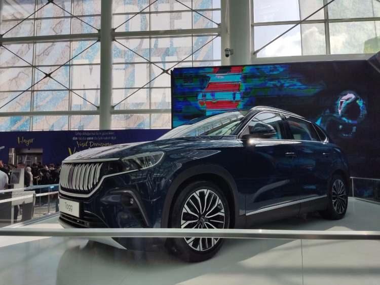 <p>Fabrikada ilk olarak tamamen elektrikli C segment SUV olan Togg SUV üretilecek ve 2023 yılının ilk çeyreğinde yollara çıkacak.</p>