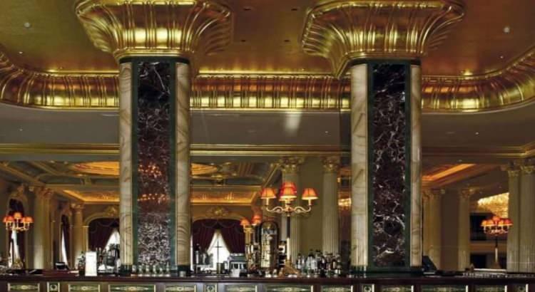 <p> Beyaz Saray, Kabe, Dubai ile Palmiye Adalarındaki lüks otel ve mağazalar gibi birçok seçkin mekana ‘Elazığ Vişne Mermeri ‘gönderen Alacakaya Mermer Üretim Müdürü Sinan Diker, hiçbir alternatifi olmayan bu rengi TOGG’da görmek istediklerini söyledi.</p>
