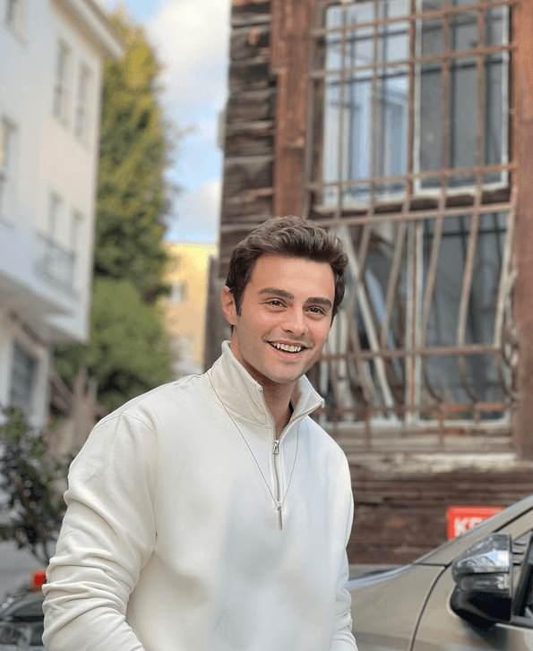 <p>5) Bilal Yiğit Koçak-Kardeşlerim</p>
<p> </p>