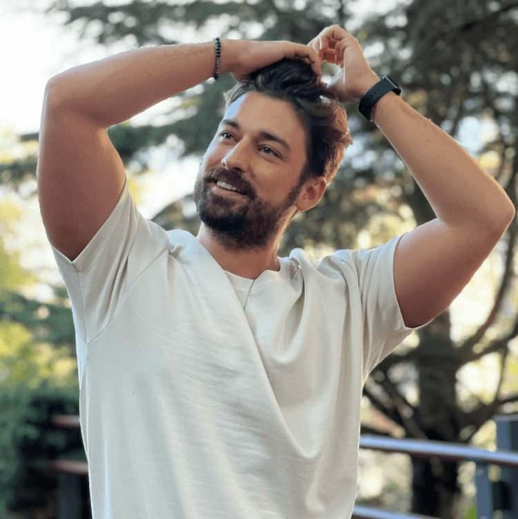 <p>4) Alp Navruz-Yürek Çıkmazı</p>
<p> </p>