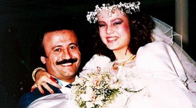 <p><strong>1985 yılında Didem Şahin ile evlenen sanatçının üç çocuğu vardır. Selami Şahin ile Didem Şahin 2015 yılında nikah tazelemiş ve ikinci kez evlenmişlerdi. </strong></p>
