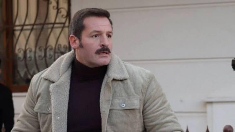 <p><strong> Bir hafta sonra Funda Arar'ın klibi için teklif geldi. Daha sonra da dizi oyunculuğu başladı.</strong></p>
