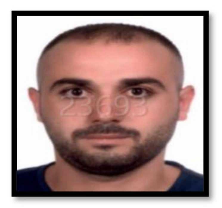 <p><strong>MUHAMMET SAĞLAM:</strong> Arjantin'de tutuklu Serkan Kurtuluş liderliğindeki suç örgütü üyesiyken Gürcistan'a firar etti. 7 farklı suçtan işlem yapıldı. Yakalanıp Türkiye'ye gönderildi.</p>
