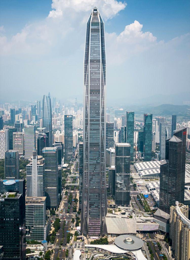 <p> Fotoğrafta, Çin’in Shenzhen kentinde Çin’in en yüksek 2. dünyanın ise en yüksek 4. binası olan Ping An Uluslararası Finans Merkezi görülüyor.</p>
<p> </p>