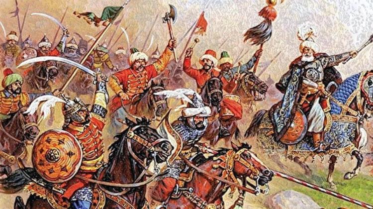 <p><strong>ÇİNGENELERİN İÇKİ TEKLİFİ</strong></p>

<p>Bu sırada bir çingene konvoyuna denk gelirler. Çingeneler askerler içki fıçısını satmayı önerirler. Teklif askerlerin başını döndürür. Osmanlı askerlerini aramak için çıktıkları yol adeta bir partiye dönüşür.</p>
