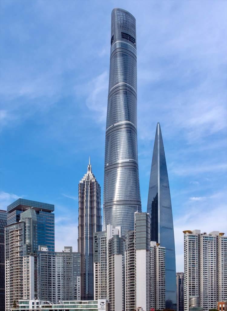 <p>Fotoğrafta, Çin’in Şangay kentindeki 632 metre uzunluğundaki Şangay Kulesi görülüyor.</p>

