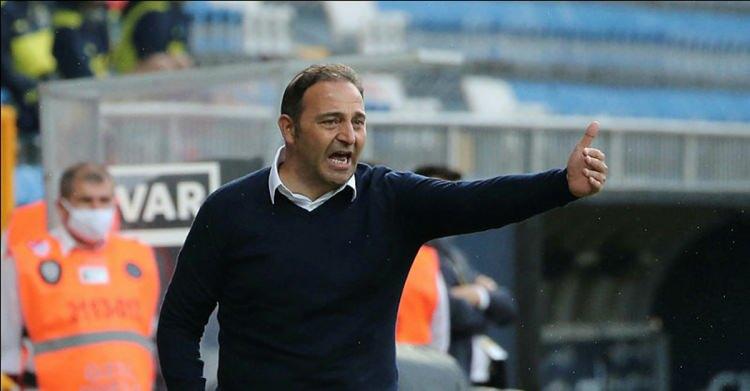 <p>8- Fuat Çapa (2. Kez)<br />
<br />
2020-21 Sezonu<br />
<br />
20 Maç</p>