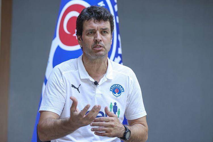 <p>10- Cihat Arslan<br />
<br />
2021-22 Sezonu<br />
<br />
9 Maç</p>