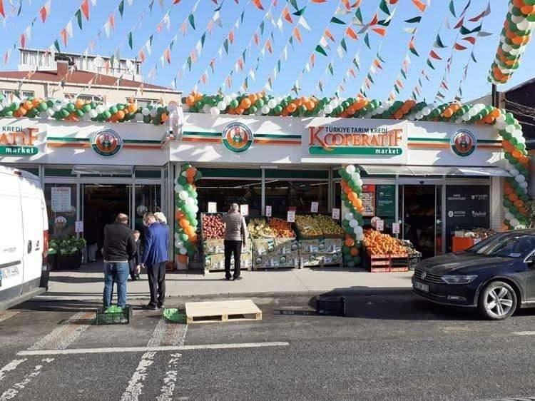 <p>Tarım Kredi Kooperatif Market'lere vatandaşların ilgisi devam ediyor. Tarım Kredi Kooperatif Market'ler indirim ve kampanyalarına yenilerini ekliyor.</p>