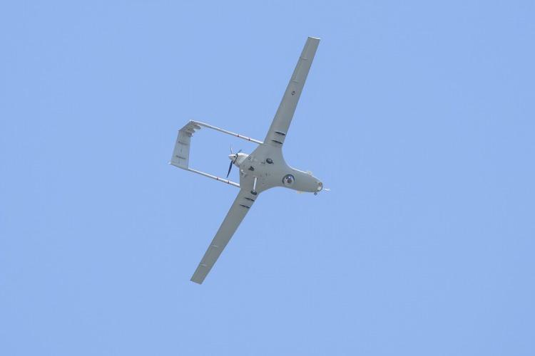 <p>Kadir Doğan, SİHA&rsquo;ların yapıları ve g&ouml;rev tanımları sebebiyle en azından şimdilik d&uuml;şman hava ara&ccedil;ları ile it dalaşına girmek gibi g&ouml;revler icra etmesinin pek m&uuml;mk&uuml;n olamayabileceğine işaret ediyor:</p>

<p>&ldquo;Bunun yerine &ouml;zellikle keşif/g&ouml;zlem yapan diğer insanlı/insansız sistemlerin imhası ama&ccedil;lanıyor olabilir. Keza ge&ccedil;mişte bir&ccedil;ok g&ouml;zlem ama&ccedil;lı insansız hava aracının &ouml;zellikle g&uuml;ney sınırlarımızda hava sahamızı ihlal ettiği ve&nbsp;savaş&nbsp;u&ccedil;aklarımız tarafından d&uuml;ş&uuml;r&uuml;ld&uuml;ğ&uuml;n&uuml; de biliyoruz.</p>
