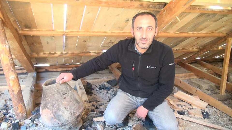 <p>Tarihçi- yazar Serhat Doğan, “Küplerle daha çok ses akustiği sağlanmış. Mimar Sinan, Süleymaniye'nin kubbesini de küplerle döşemişti” dedi.</p>

<p> </p>
