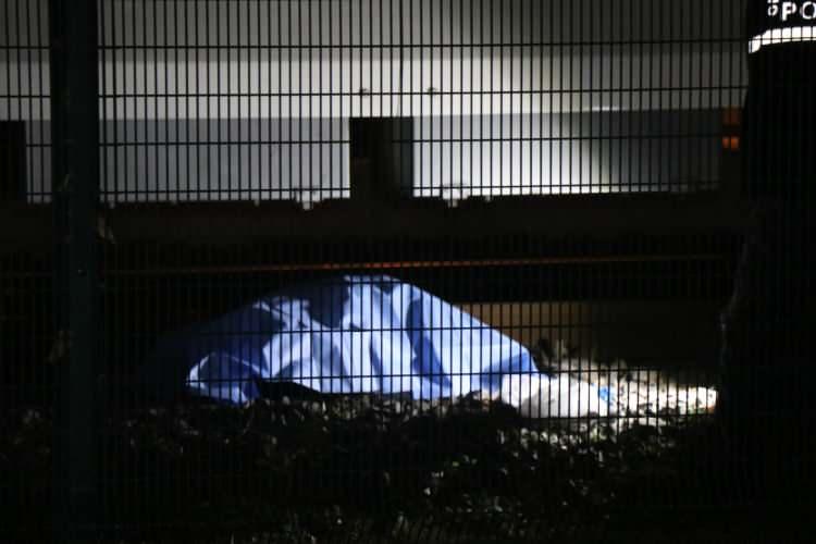 <p>Genç kızın parçalanmış cesedi, Sakarya Eğitim Araştırma Hastanesi Korucuk Kampüsünde bulunan otopsi merkezine götürüldü.</p>

<p> </p>
