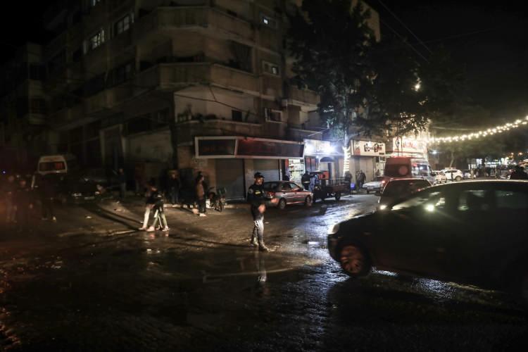 <p>Açıklamada, Abbas'ın olayı "ulusal bir facia" olarak nitelendirdiği ve hayatını kaybedenlerin ailelerine her türlü imkanın sunulması için ilgili makamlara talimat verdiği aktarıldı.</p>
