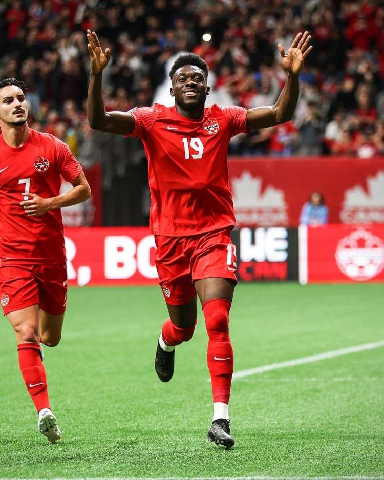 <p>Alphonso Davies -  Kanada</p>

<p>Piyasa değeri: 70 milyon euro</p>
