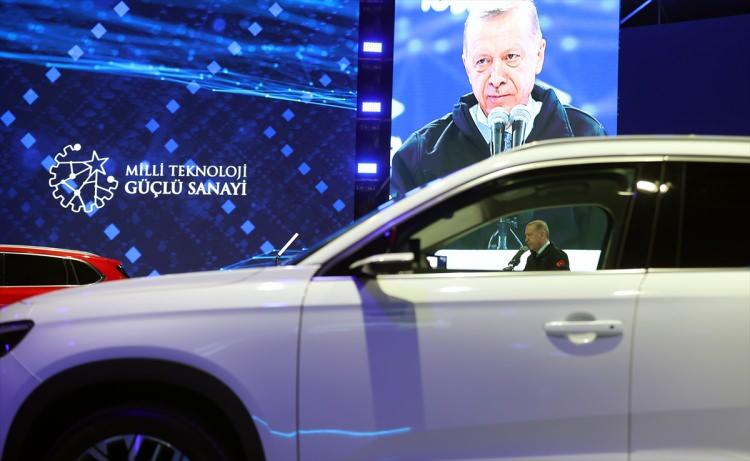 <p>Nissan Türkiye Genel Müdürü Charbel Abi Ghanem, Togg hakkında önemli açıklamalarda bulunarak, "Togg hepimize heyecan verdi" dedi.</p>
