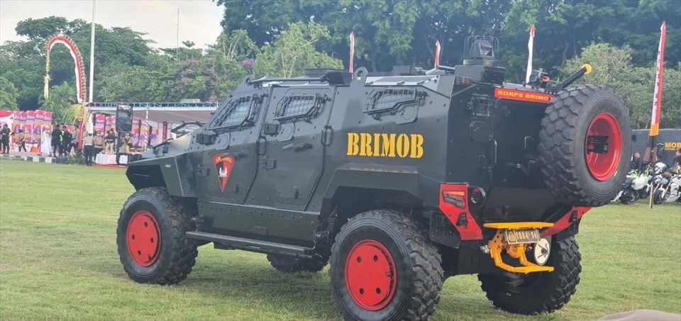 <p>Yörük 4X4, G20 Zirvesi'ne yönelik alınan güvenlik tedbirleri kapsamında, Brimob olarak bilinen Endonezya polisinin seçkin özel harekat ve taktik birimi tarafından kullanıldı.</p>
<p></p>
<p> </p>