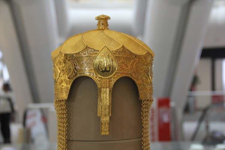 <p>Türkiye’de ikinci defa sergileniyor, birincisi İstanbul’da altın fuarında sergilendi, ikincisini de Hatay’da yapmak istedik."</p>