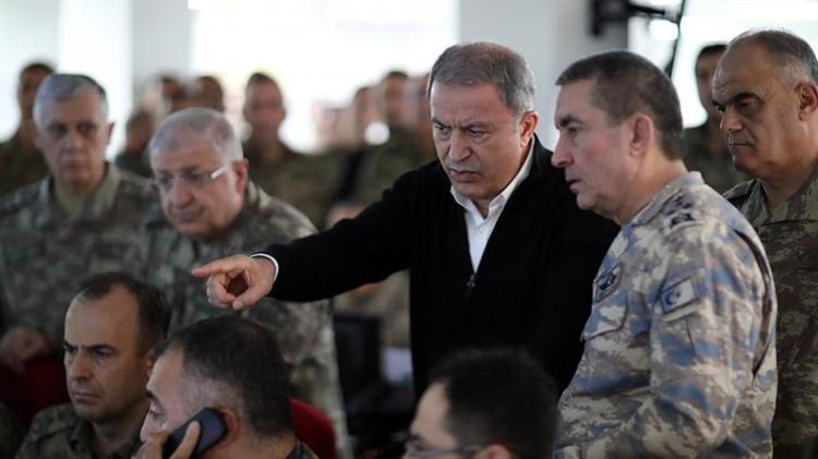 <p>Harek&acirc;tla Rejimin yayılmasını &ouml;nlemek ve b&ouml;lgedeki birliklerimizin g&uuml;venliğini sağlamak, Rejim saldırılarıyla sınırlarımıza y&ouml;nelecek g&ouml;&ccedil;&uuml; &ouml;nlemek, b&ouml;lge halkının g&uuml;venliği ile g&uuml;venli, g&ouml;n&uuml;ll&uuml; ve saygın bir şekilde geri d&ouml;n&uuml;şlerini sağlamak ama&ccedil;landı.</p>
