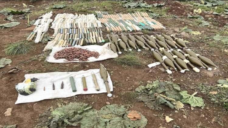 <p>Pen&ccedil;e serisi operasyonlarda, 831 ter&ouml;rist etkisiz hale getirildi. 1281 adet &ccedil;eşitli silah ele ge&ccedil;irildi. 1407 mağara kullanılmaz h&acirc;le getirildi. 1812 adet EYP imha edildi.</p>
