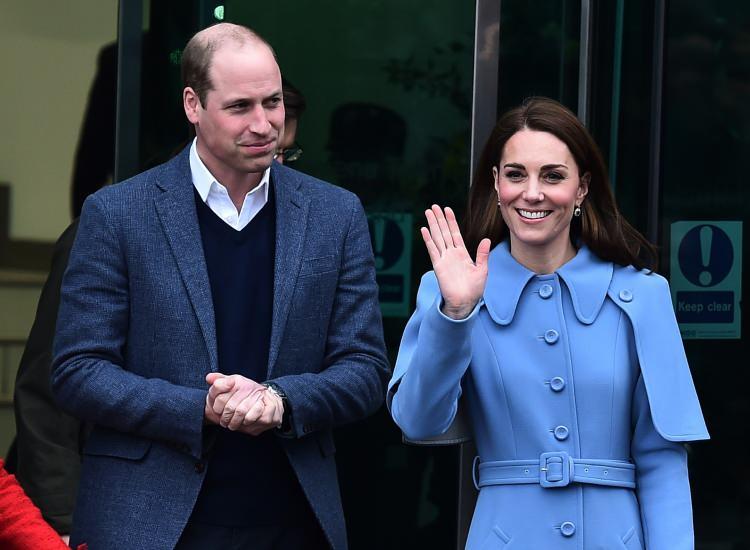 <p><span style="color:#000000"><strong>İngiliz Kraliyet Ailesi'nin gözde çifti Prens William ve Kate Middleton, 16 Kasım 2010 yılında nişanlandıklarında tüm dünya kraliyet düğününün heyecanıyla çalkalanmıştı.</strong></span></p>
