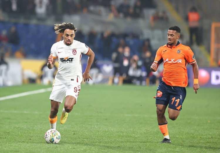 <p>Sağ Bek: Sacha Boey (Galatasaray)</p>