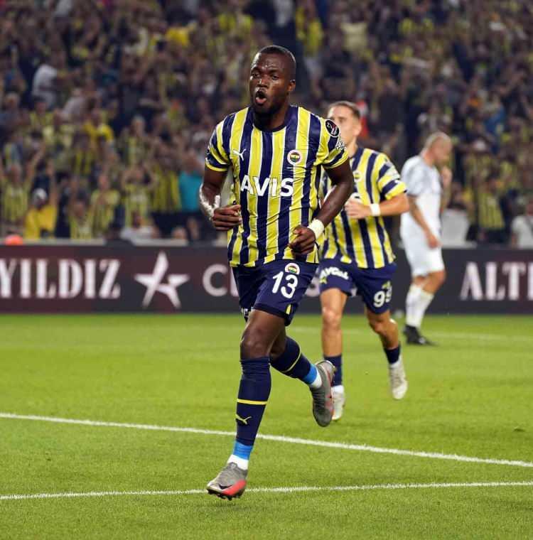 <p>Forvet: Enner Valencia (Fenerbahçe)</p>