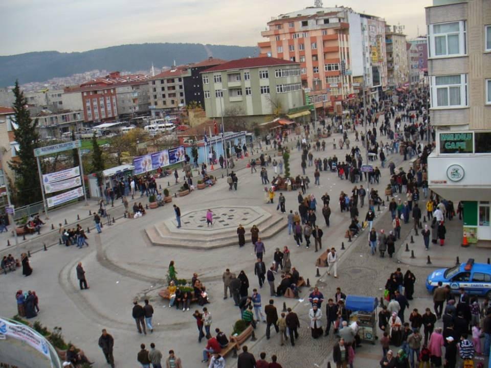 <p><strong>SULTANBEYLİ</strong><br />
<br />
Metrekare başına kira: 53<br />
<br />
Ortalama kira fiyatı: 5 bin 300 TL</p>