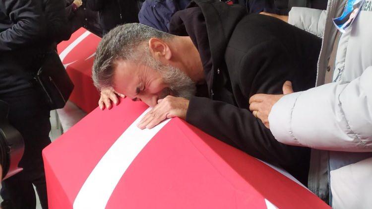 <p>Beyoğlu Taksim İstiklal Caddesi’nde dün yaşanan terör saldırıda hayatını kaybeden, anne kız Arzu Yağmur Uçar için Bahçelievler Şirinevler Ulu Camii’nde cenaze töreni düzenlendi. </p>
<p> </p>