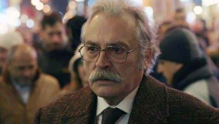 <p>1-Şahsiyet (9)</p>
