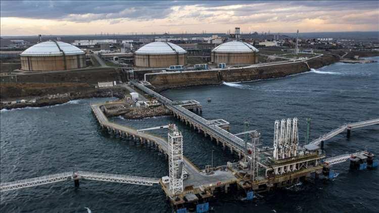<p>Enerji krizinden en çok etkilenen Avrupa ülkelerinden biri olan Almanya ise LNG terminallerini birkaç hafta içinde faaliyete geçirecek.</p>

<p> </p>
