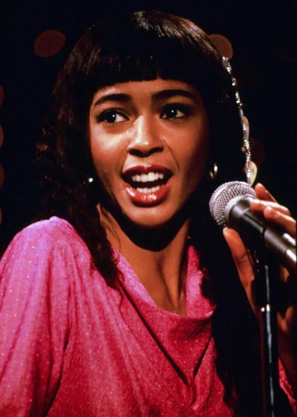 <p><strong>​Irene Cara müzik, oyunculuk ve dans eğitimi aldı. İlk çıkışını ise  The Original Amateur Hour'da yaptı.</strong></p>
