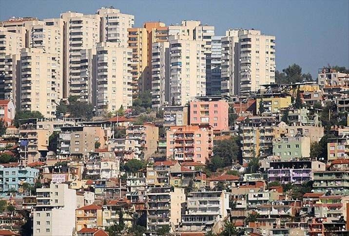 <p>Arnavutköy'deki yerleşimin de yarıya yakınını yeni yapılar oluşturuyor.</p>

<p>Arnavutköy'de sıfır bina oranı yüzde 43. 30 yaş üstü bina oranı ise yüzde 0,1.</p>
