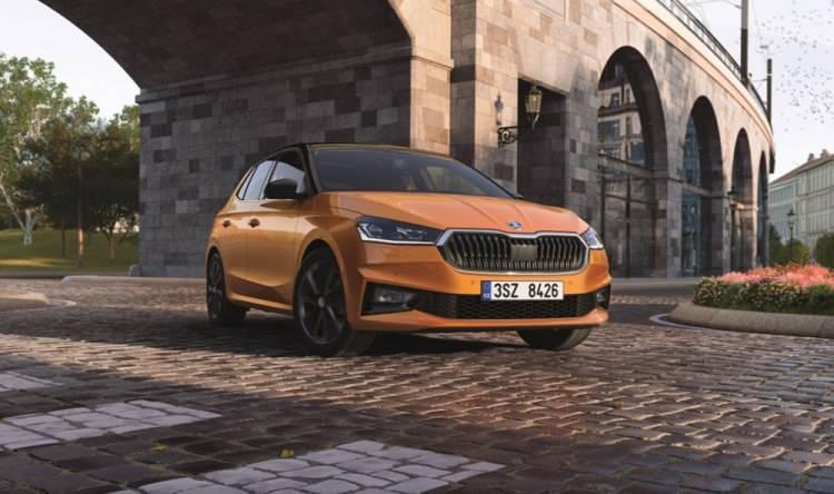 <p><strong>SKODA</strong></p>

<p> </p>

<p><strong>Yeni Fabia 1.0 TSI 95 PS Elite - 508.900 TL</strong></p>

<p>1.0 TSI 110 PS DSG Elite - 549.400 TL</p>

<p>1.0 TSI 110 PS DSG Premium - 604.400 TL</p>

<p>1.5 TSI ACT 150 PS DSG Premium - 664.400 TL</p>
