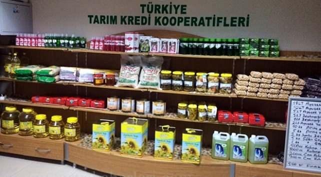 <p>Cumhurbaşkanı Erdoğan'ın indirim talimatı verdiği Tarım Kredi Kooperatif  Market temel tüketim ürünlerinde indirimler devam ediyor.</p>

<p>Kasım ayının son haftasında Terayağ ve tuvalet kağıdında dahil onlarca üründe indirim uygulanacak.</p>
